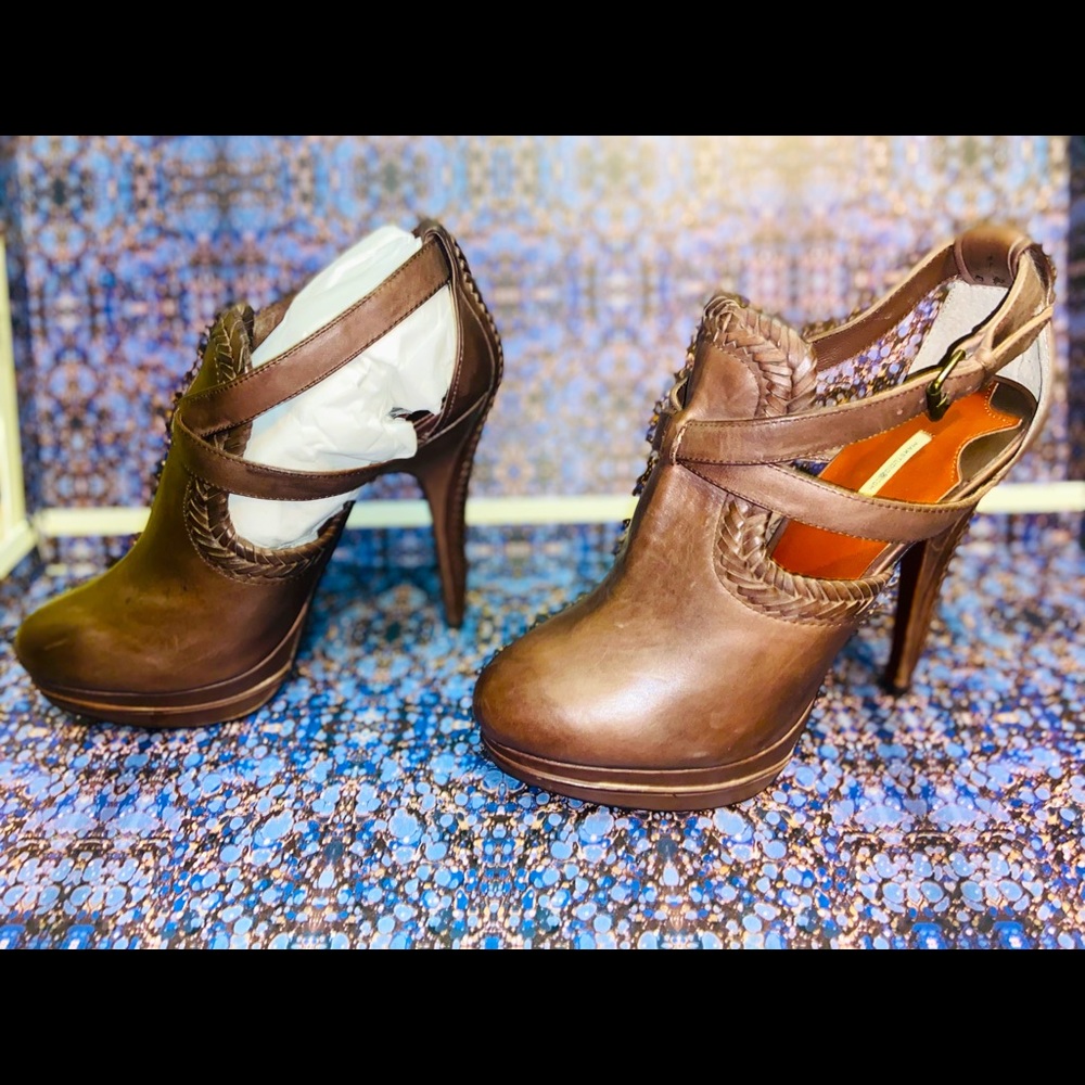 🌻Open heel bootie🌻